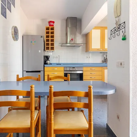Flatguest Vistamar Holiday home