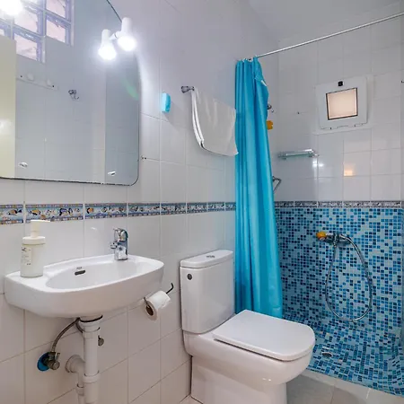 Holiday home Flatguest Vistamar